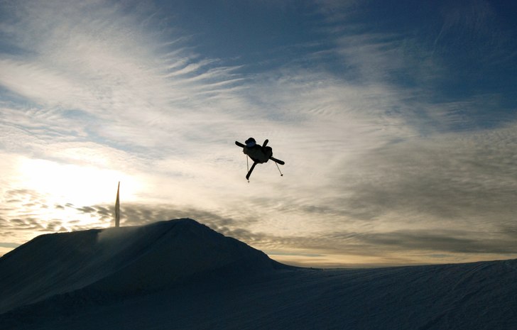 Fotosession med LPP i Tele-2 Blackline 
. Foto: Johan (Skidarn) Boman. Åkare: Jonas Zeidlitz.
