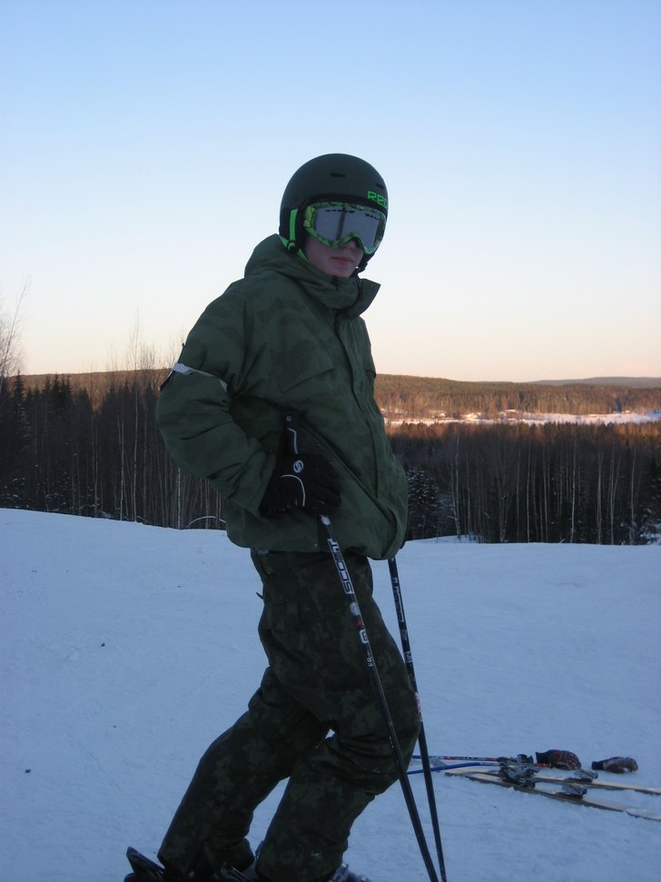 sköööön dag i parken ;). Foto: jeppe. Åkare: jonas persson.