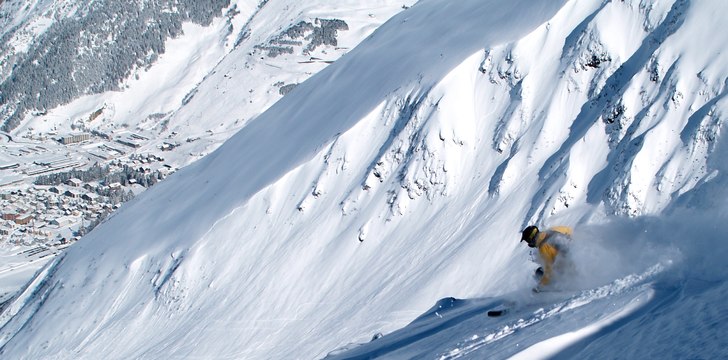 Foto: Gustav Holmer. Åkare: Per Landmark.