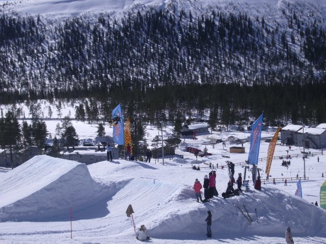 D-spin 7 på Cloetta big air finalen i Tandådalen. Foto: Matilda Starkenberg. Åkare: Henrik Gustafsson.