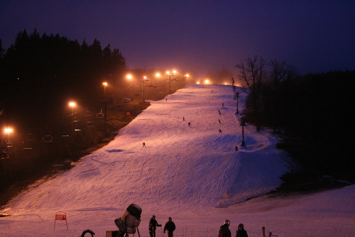 Vallåsen @ night. Foto: Linnea Delén. Åkare: ---.