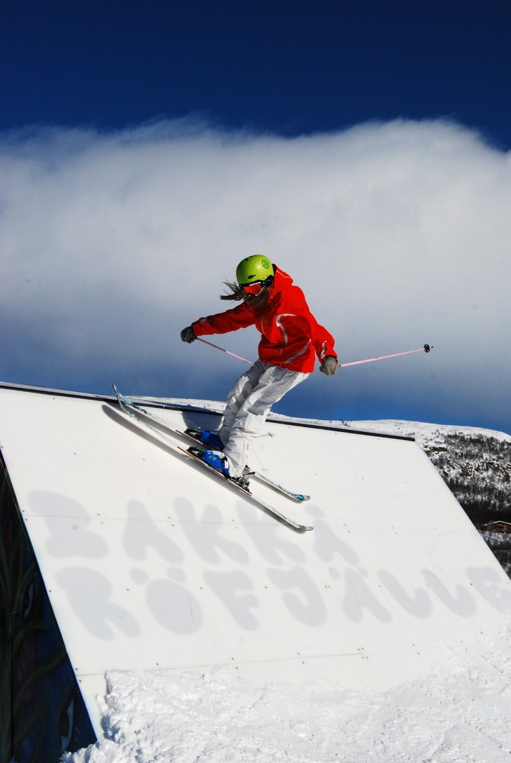 Åkare: Carolina Steen.
