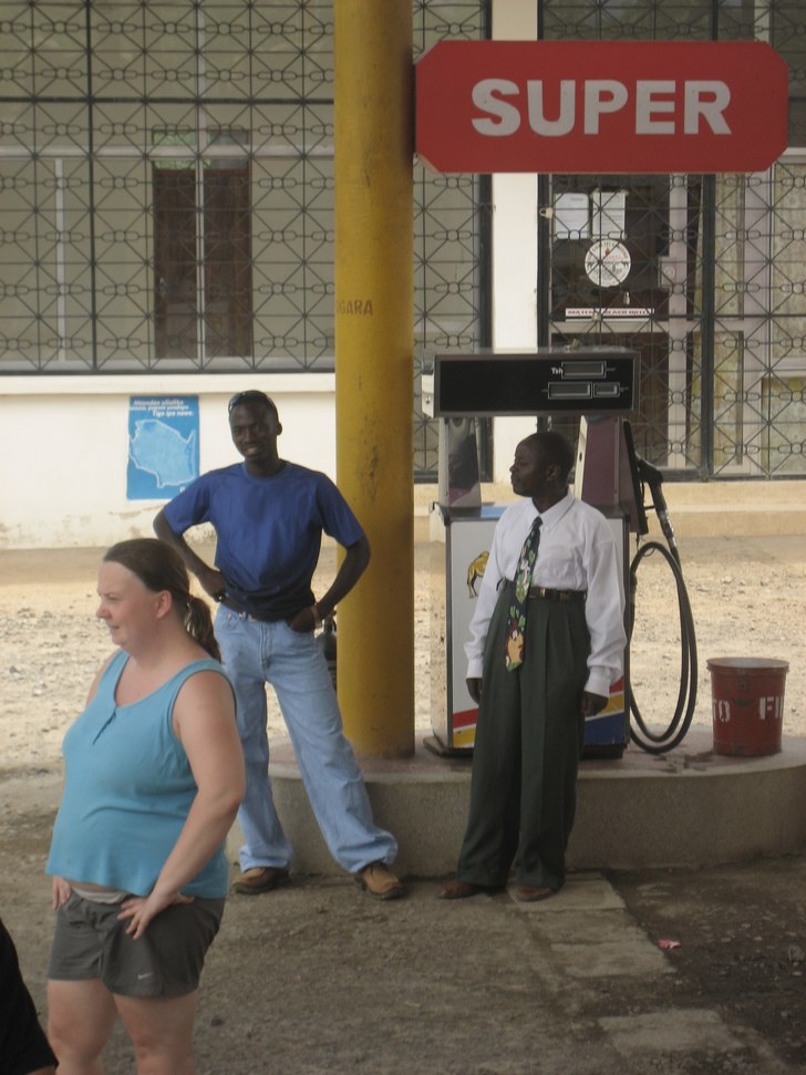 Det är snyggt med hög midja. Och lång slips..
. Foto: Jag.