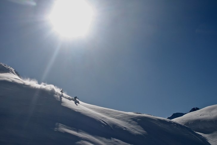 Liftöppning och det här var dagens första åk, . Foto: Felix Grunert. Åkare: Patrik Hammarlund/Rikard Lindblad.