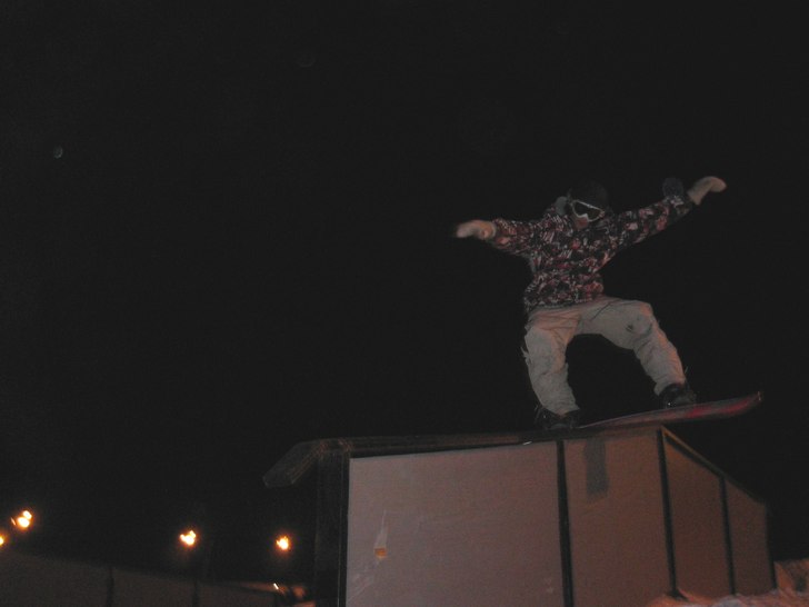 Noseslide down da kink,, " de va en noseprs p. Foto: Simptrasan "Journey". Åkare: Peter Lindström.