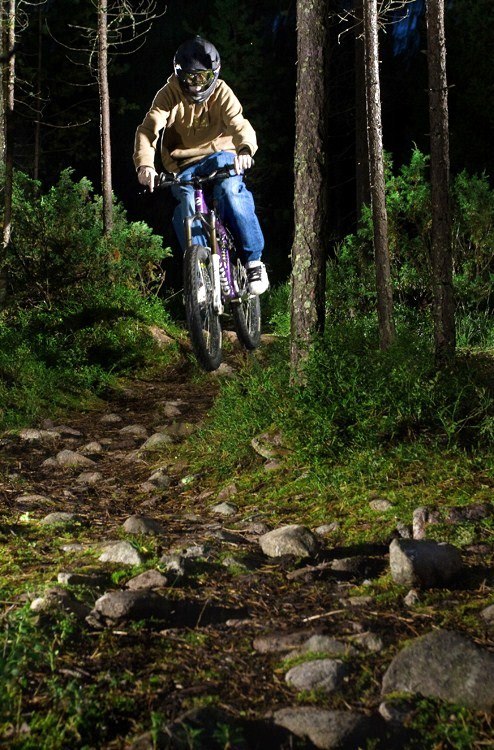 Look mom, I can ride a bike!. Foto: Lucas Nilsson. Åkare: Emil Högström.