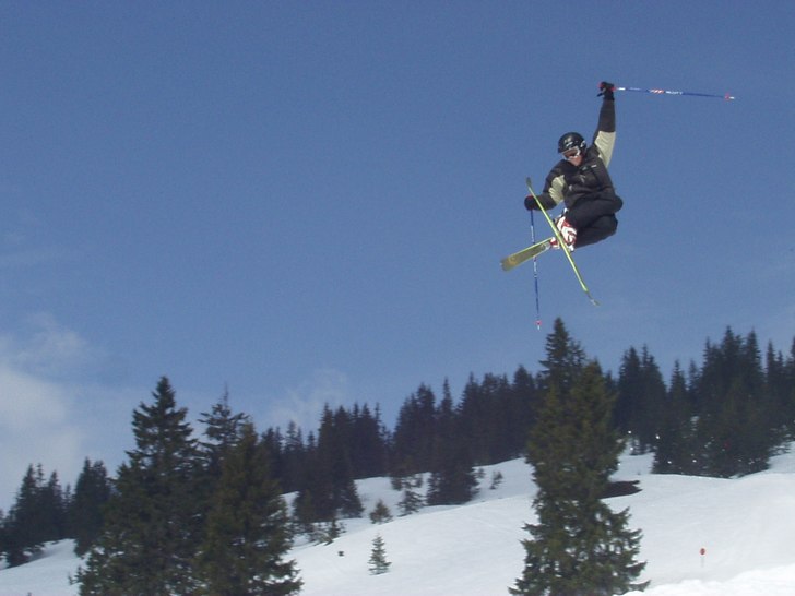 Tailgrab. Foto: Eddie Sandberg. Åkare: Robin Sandberg.