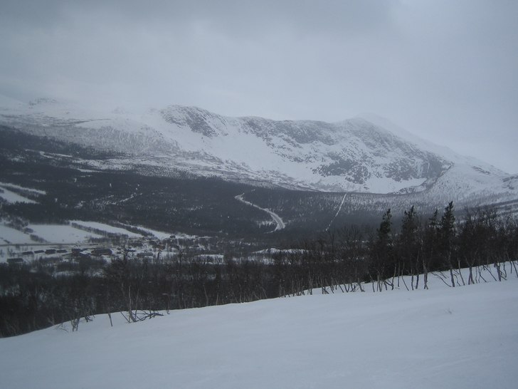 En bild över borkafjället en mulen dag men änd�. Foto: Anton.