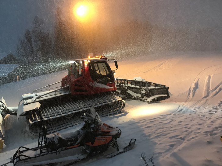 Åpning 26 desember 
Vi åpner i dag begge kjelkeb.