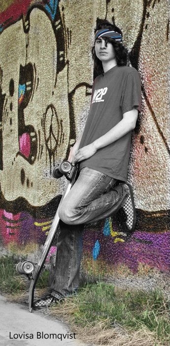 Experimenterar med färger. Foto: Lovisa Blomqvist. Åkare: Dennis Asplund.