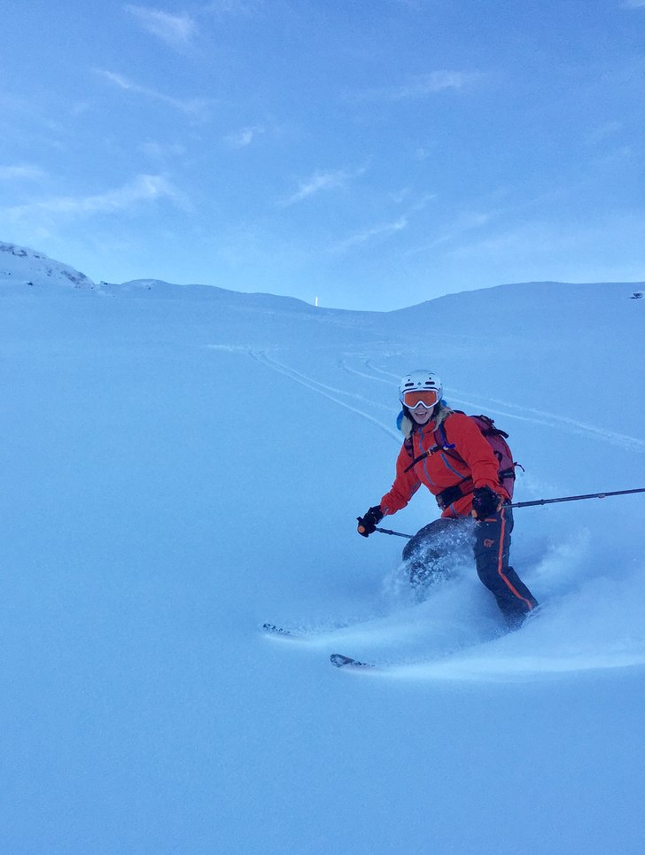 Fredag åpent 10-16.00 og 17-20.00
.