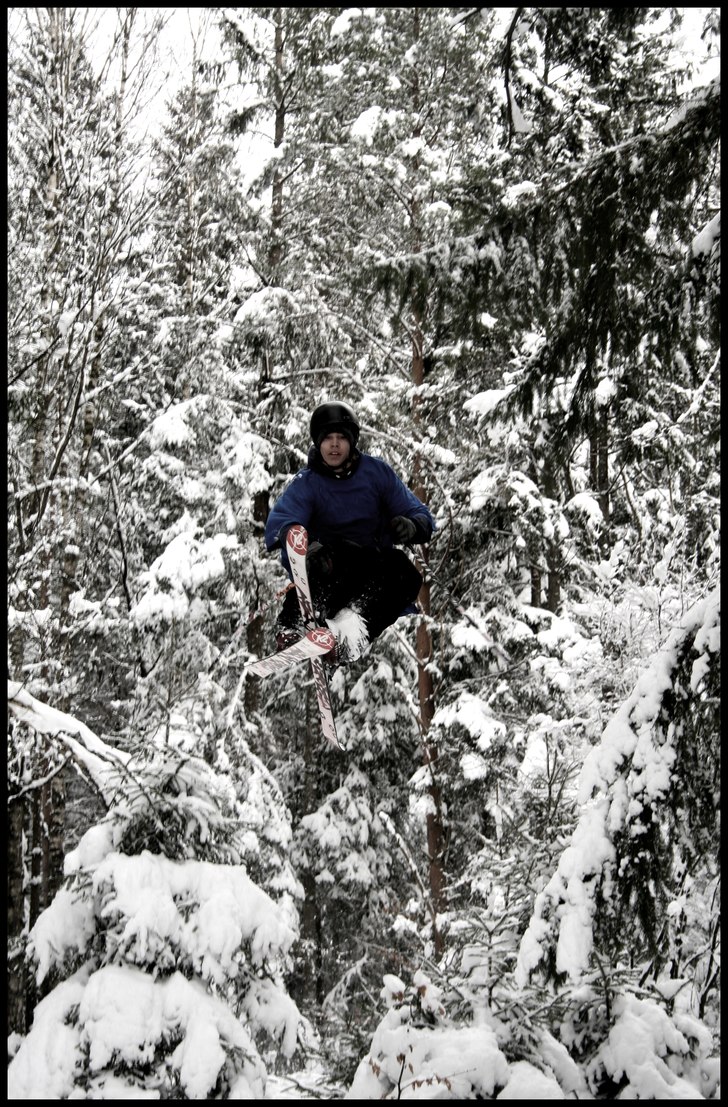 yeah puder kick i lerum drar en mute över nåra g. Foto: crooooooooooooooy. Åkare: jaaaaaaaaaaaag.