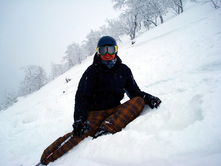 Nöjd efter att ha hittat fin offpist med mycket l. Foto: Osse. Åkare: Markus Bohman.