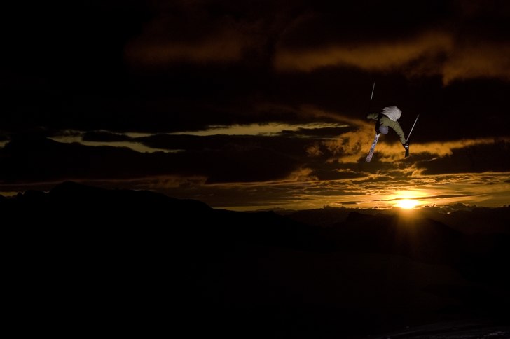 Foto: Ola Melin. Åkare: Simon skiner ikapp med solen..