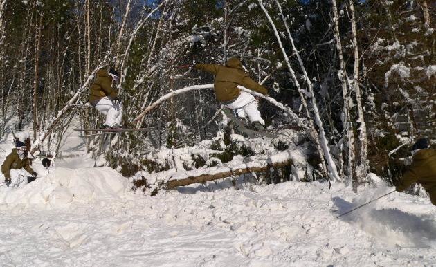 Öppningsdagen i uhamn.

synd att inte Johan kun. Foto: johan wistberg. Åkare: Christian Ekdahl.
