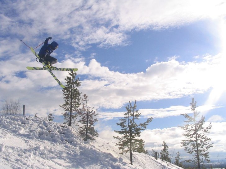 Tailgrab ;). Foto: Simon Pontér. Åkare: Linus Nyström.