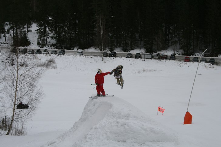 Foto: Alexander Hägg. Åkare: Carl Bäckström, Hampus "Schulle" Schullström.