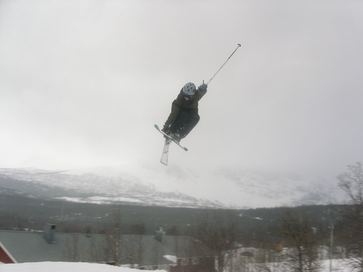 Sista fotot innan min kropp förstördes.. två br. Foto: Joel Larsvall. Åkare: Anton Westberg.