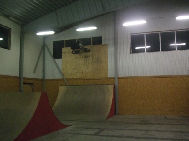 wallride. Åkare: jacob nedler.
