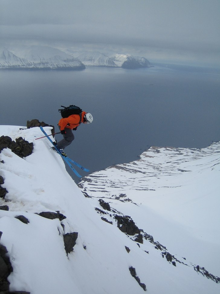 Latrastrond ligger í Eyjafjord pa nord Island. Et. Foto: Guðmundur Óli Gunnarsson. Åkare: Kristinn Magnusson.