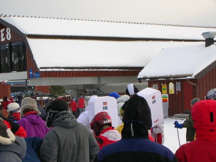NASA tränar sina elit astronauter i de svenska fj. Foto: Robin Berntsson. Åkare: Christer Fugelsang med kollega.