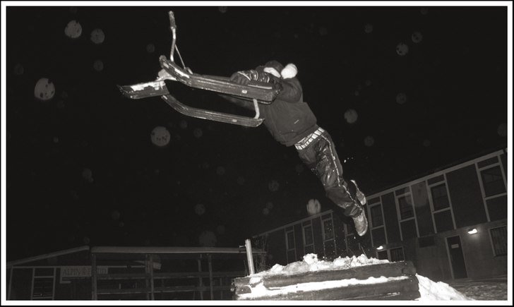 Superman Seatgrab :P. Foto: Jimmy Klausner. Åkare: Niklas Lönnermo.