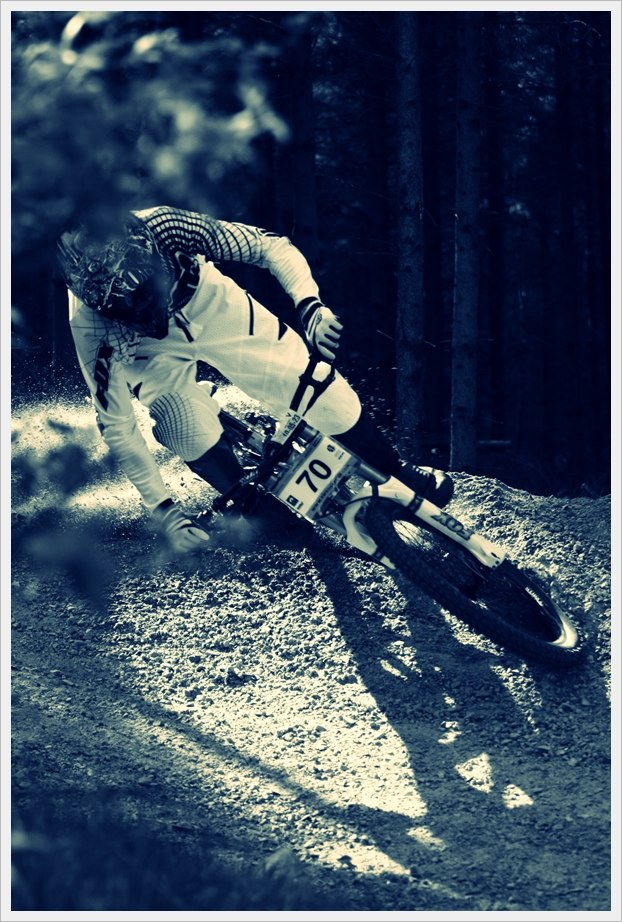 Cyklar. Foto: Niklas Wallner. Åkare: Herman Ölund.