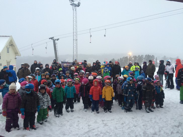 Stor skiglede!
90 skiglade unger på skikurshelg i.