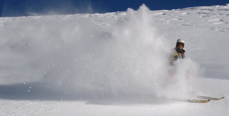 Julaftonsåkning på stenhård skare.. Foto: Henrik Mideroos. Åkare: Petteri Koste.