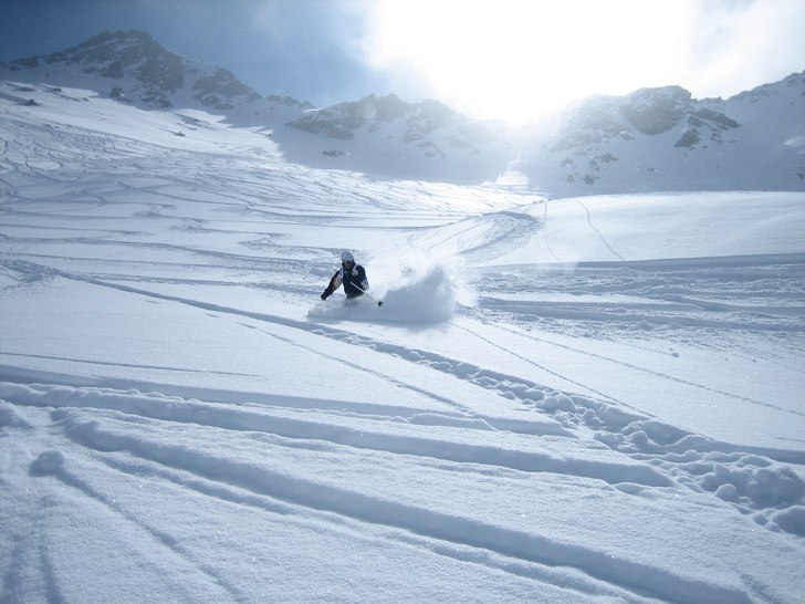 Underbar dag 5-6 minus ,lite folk ,lätt uppkörd . Foto: Andreas Larsson. Åkare: Mattias Kloo.
