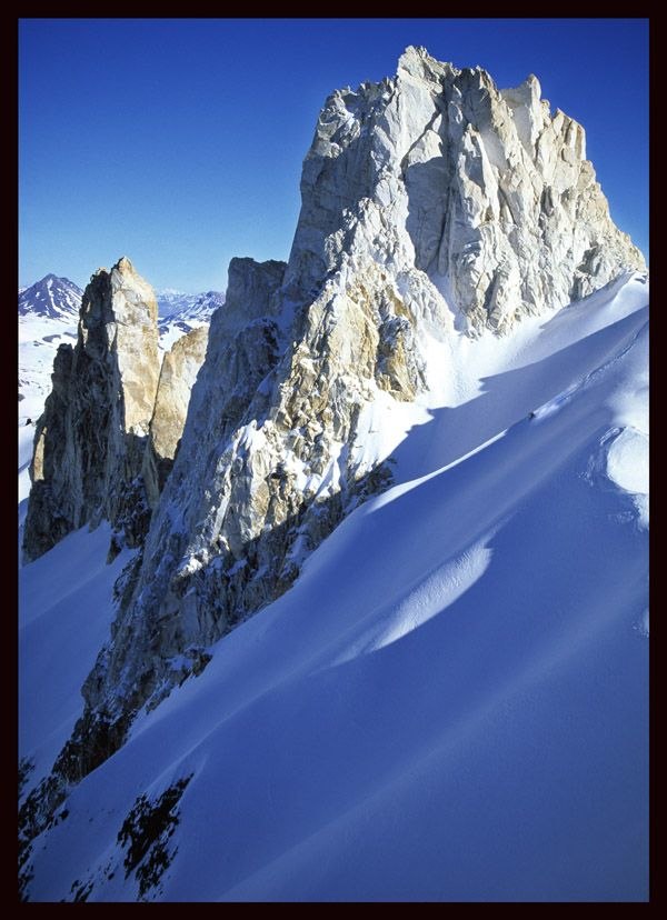Martin lägger en underbar lina från toppen av de. Foto: Martin Magnusson. Åkare: Martin.