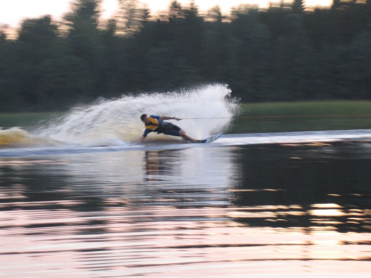 Försökte få en perfekt bild men va ute lite fö. Foto: Viktor Frisk. Åkare: Jesper Westlin.