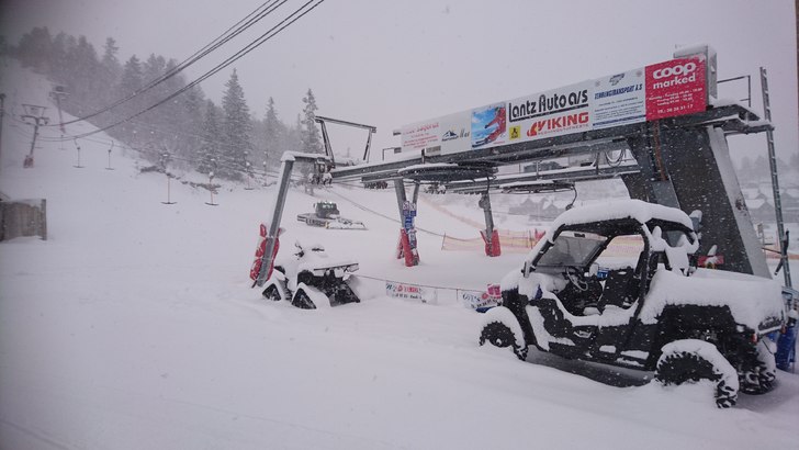 Onsdag 22. Februar
Hipp hurra! Det har snødd godt.