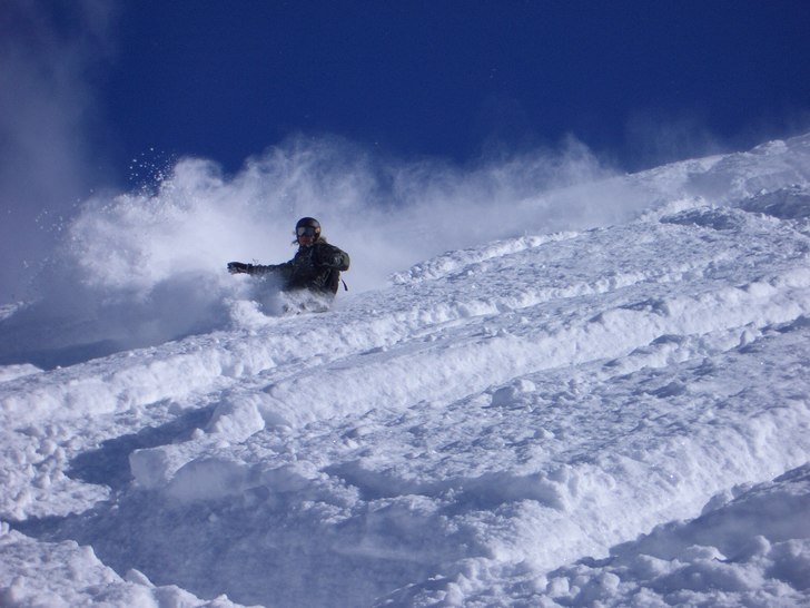 Foto: Robert Hortlund. Åkare: Petter Andersson.