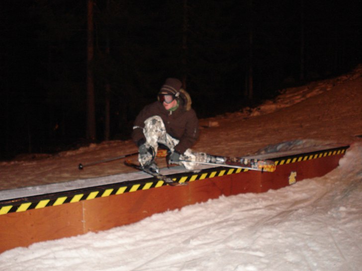 Broken slider!. Foto: alex. Åkare: jaaaaaag.