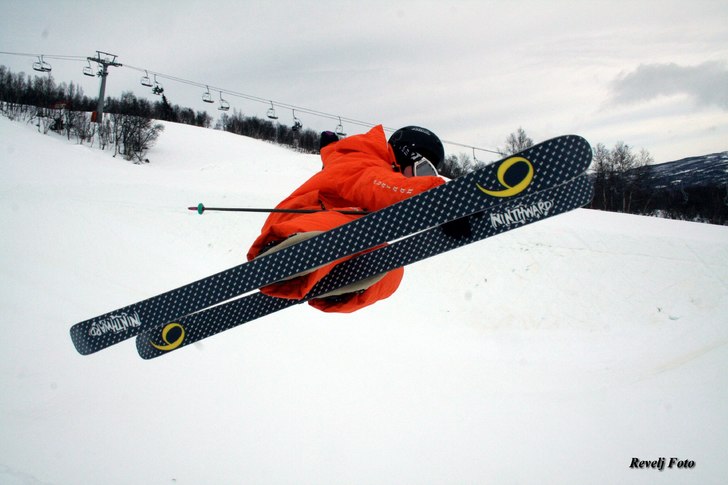 Foto: Niklas Revelj. Åkare: Emil Øygard.