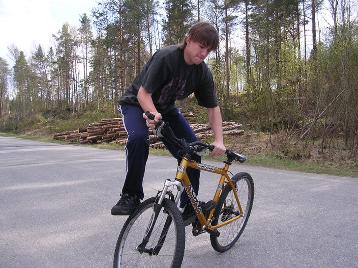 En vanlig dag i Nordmaling på en cykeltur. Foto: Jonas. Åkare: Nils.