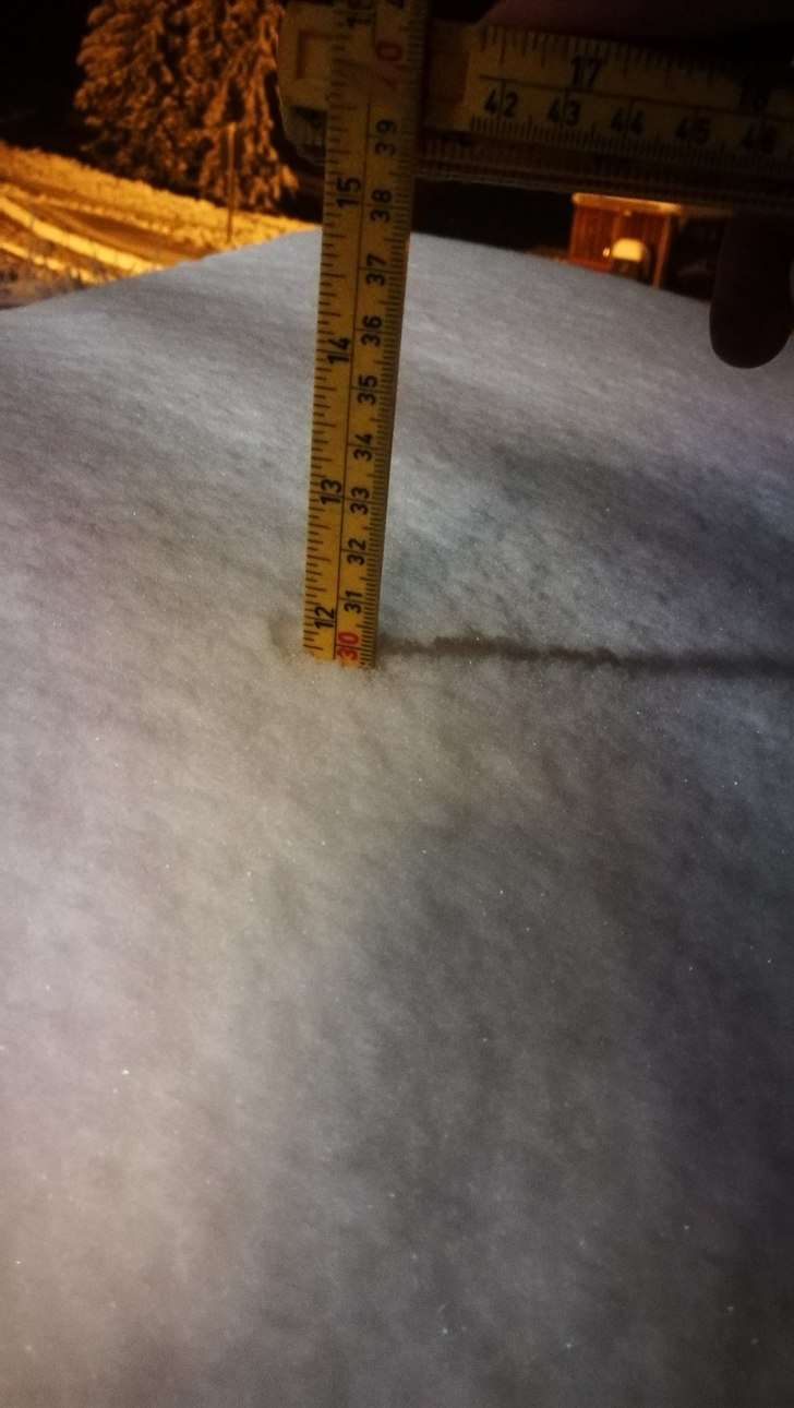 30 cm nysnø!
Nå kan vi trygt si at vinteren er p.