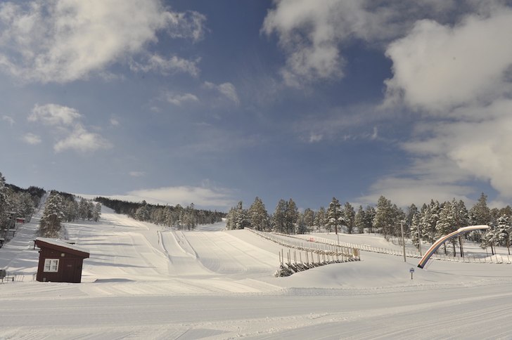 Røros Alpinsenter Hummelfjell
Starter opp med bar.