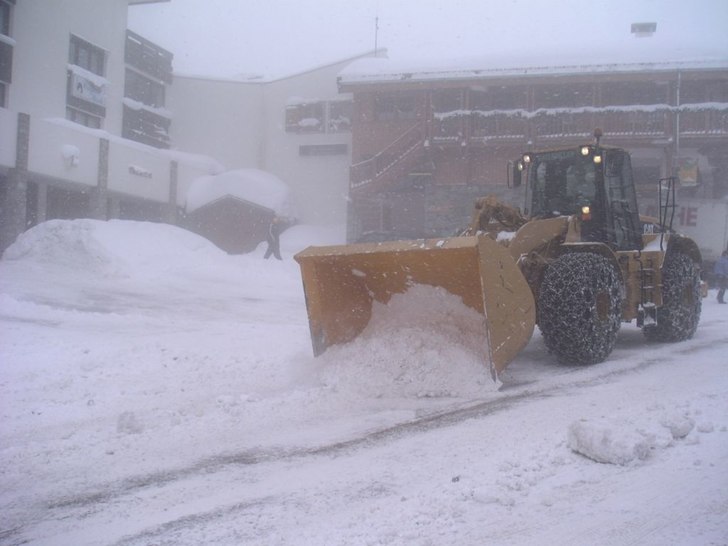 Så började det snöa.... Foto: Mattias Ridung. Åkare: Okänd.
