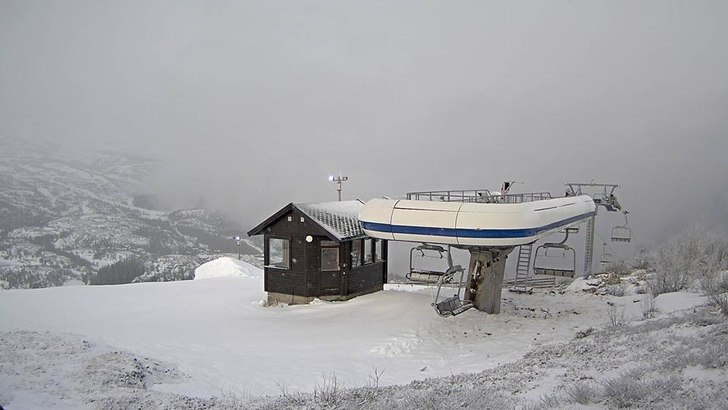 Nysnø!
Da vi åpnet påskeegget i dag, fant vi d.