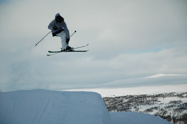 Nästan att man får tag på graben:P. Foto: Peter Fredman. Åkare: Hampus Fredman.