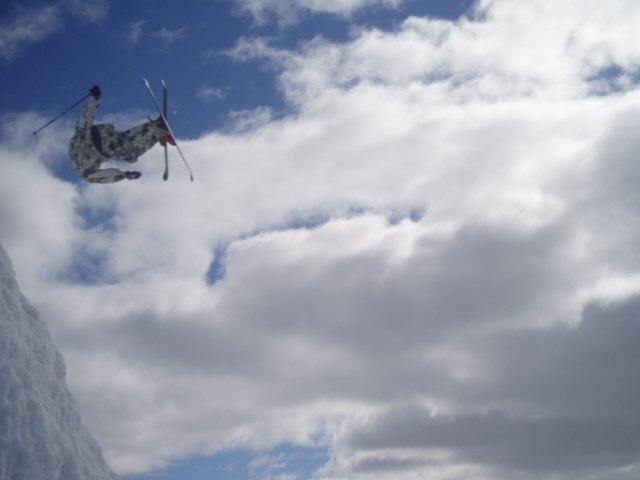 Back full 720. Foto: Stefan Persson. Åkare: Leo Olofsson.