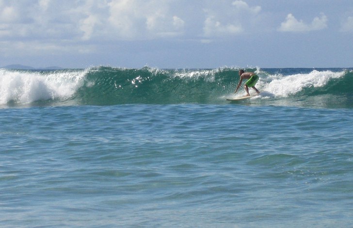 Sista dagen på Beachen i Byron, lånad bräda, ha. Foto: Shannan van Dijk. Åkare: Fredrik Söderström.