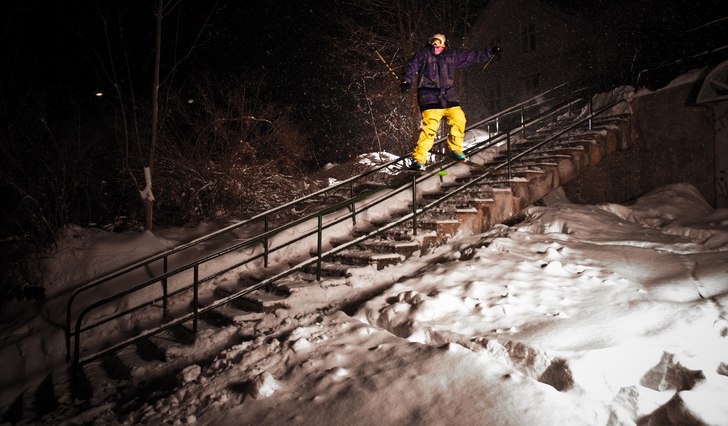 Handrail.

www.christofferdybendal.com. Foto: Christoffer Dybendal. Åkare: Joakim Mathisen.