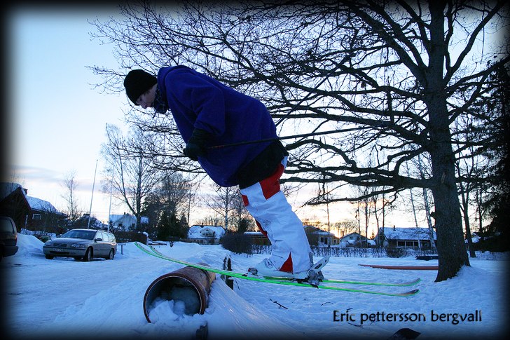 chill dag i våran hemma "backe". Foto: jonathan johansson. Åkare: anton markgren.