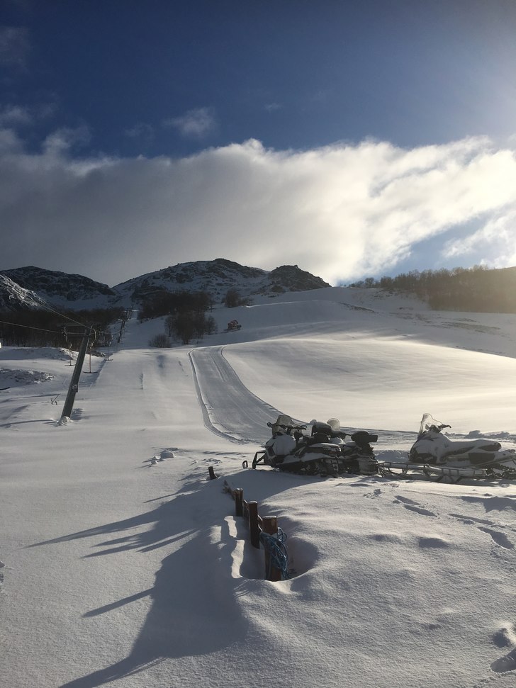 Tirsdag
Strålende sol, vindstille og ca -1. Det h.