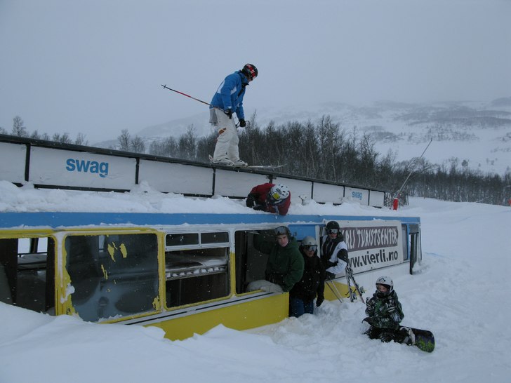 philip,lukas,andre\\\' johan och snowbord smu. Foto: Sondre Nordengen. Åkare: ludvig nerlund.