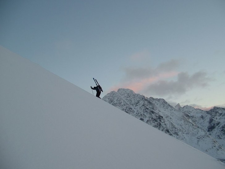 Up we go.... Foto: Sara Widell. Åkare: Oscar Wahlund.