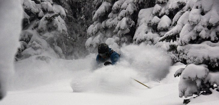 Bra snö i fin skog!. Foto: Rikard Wennberg. Åkare: Olle Kvick.